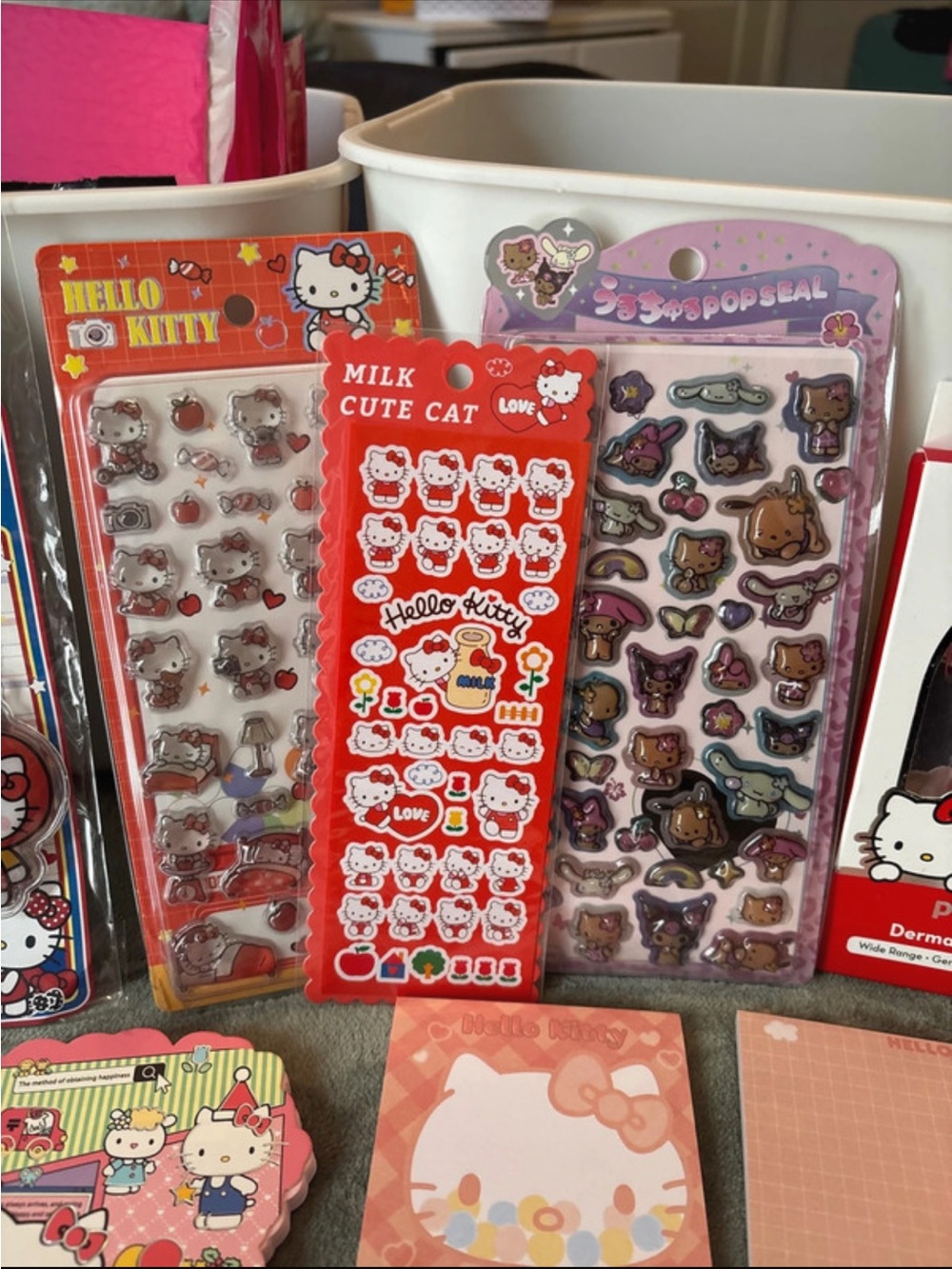 Hello Kitty Bundle! - Picture 5 of 9